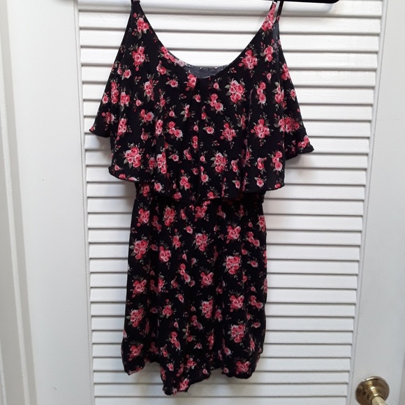 Material Girl Ruffle Romper Shorts Floral XS - Picture 6 of 8